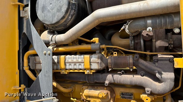 image for item DW5179 2013 John Deere 672GP motor grader