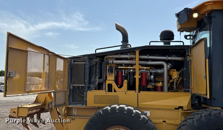 image for item DW5179 2013 John Deere 672GP motor grader