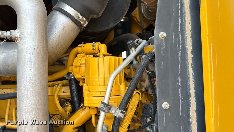 image for item DW5179 2013 John Deere 672GP motor grader