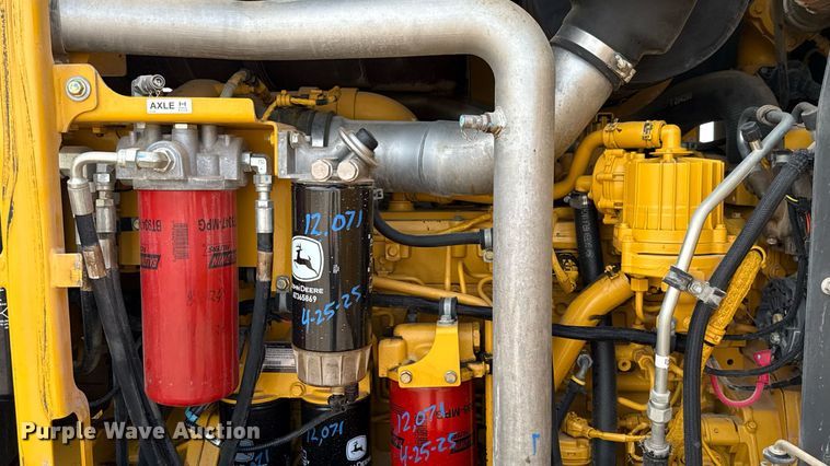 image for item DW5179 2013 John Deere 672GP motor grader