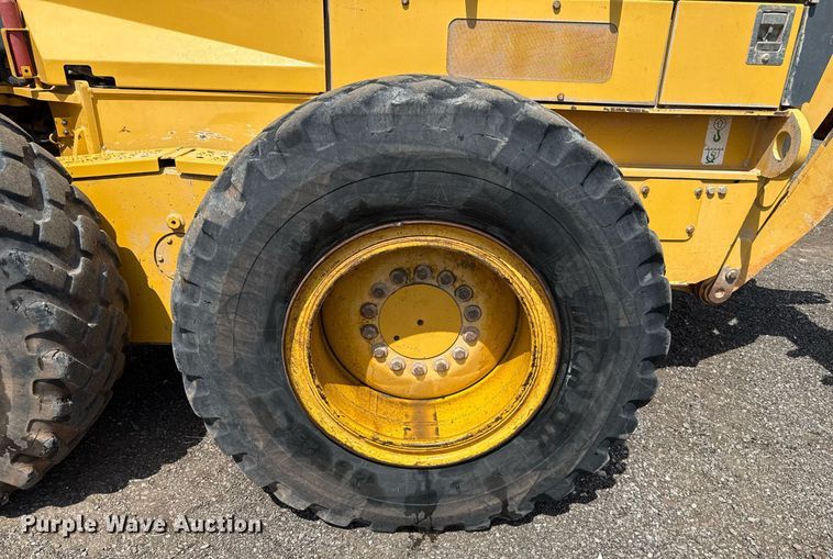 image for item DW5179 2013 John Deere 672GP motor grader