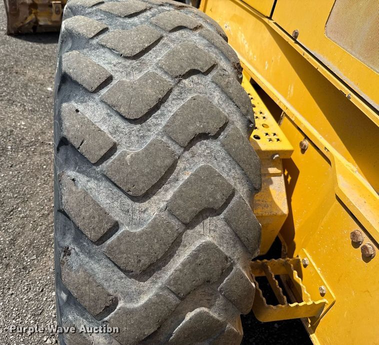 image for item DW5179 2013 John Deere 672GP motor grader