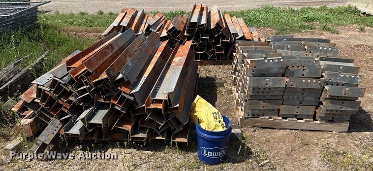 image for item DW5181 (356) guardrail post