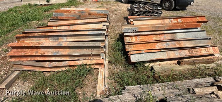 image for item DW5181 (356) guardrail post