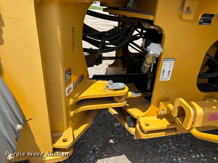 image for item DW7199 2006 John Deere 544J high lift wheel loader