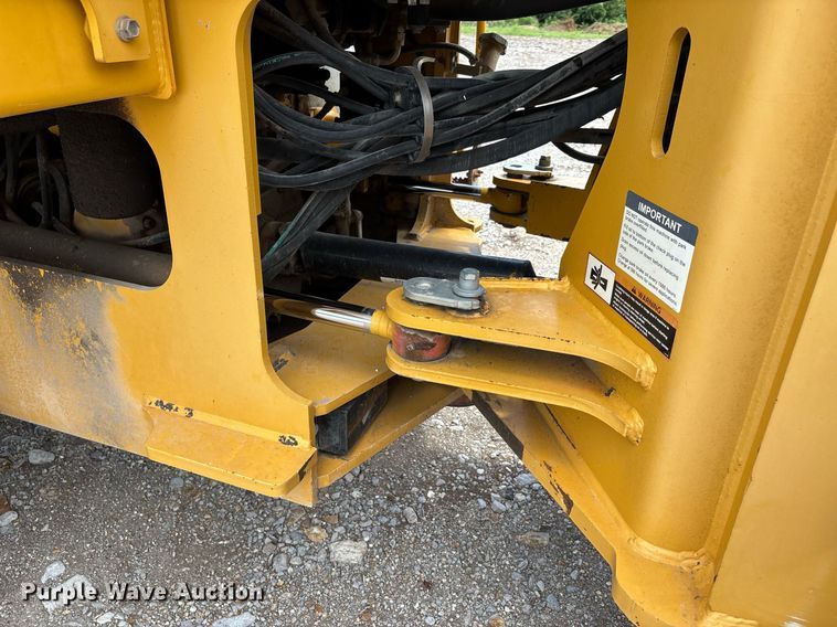 image for item DW7199 2006 John Deere 544J high lift wheel loader