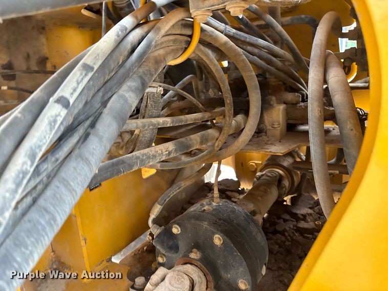 image for item DW7199 2006 John Deere 544J high lift wheel loader