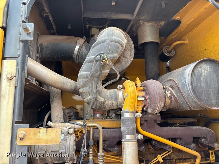 image for item DW7199 2006 John Deere 544J high lift wheel loader