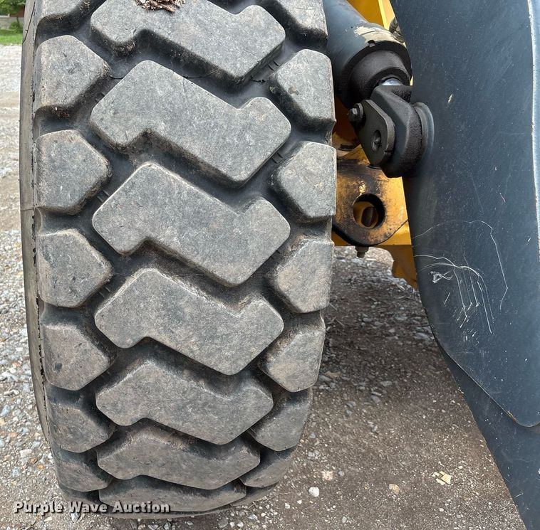 image for item DW7199 2006 John Deere 544J high lift wheel loader