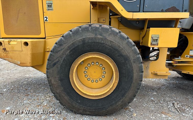 image for item DW7199 2006 John Deere 544J high lift wheel loader