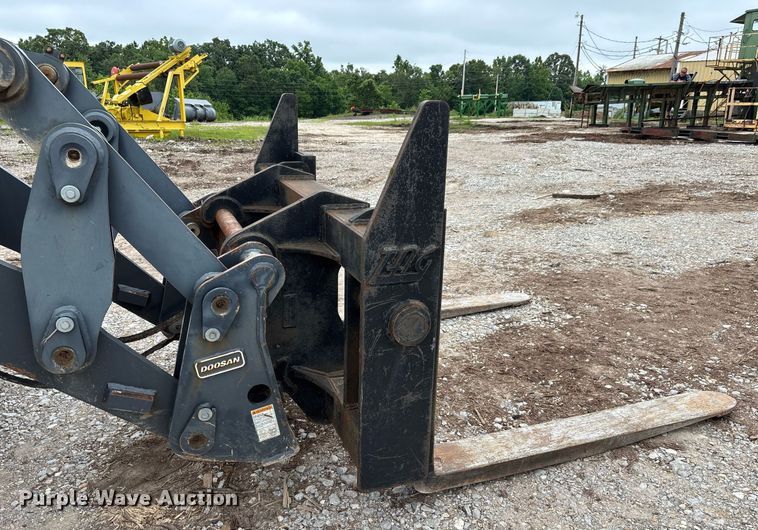 image for item DW7200 Doosan DL250TC-5 wheel loader