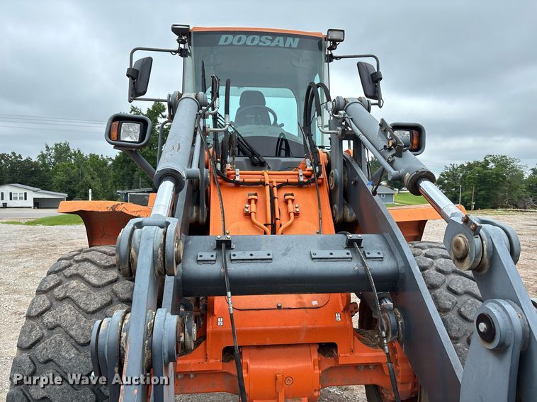 image for item DW7200 Doosan DL250TC-5 wheel loader
