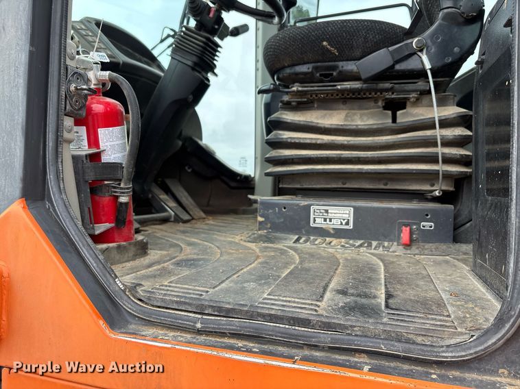 image for item DW7200 Doosan DL250TC-5 wheel loader