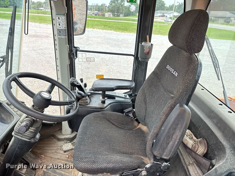 image for item DW7200 Doosan DL250TC-5 wheel loader