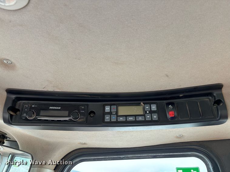 image for item DW7200 Doosan DL250TC-5 wheel loader