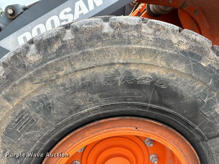 image for item DW7200 Doosan DL250TC-5 wheel loader