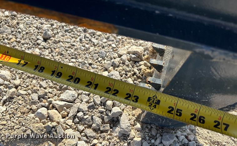 image for item DW7227 Handy HLS35 skid steer log splitter