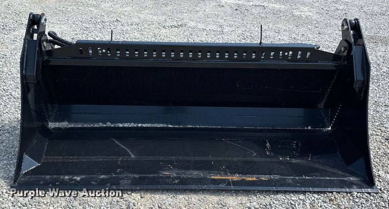 image for item DW7228 2025 GIYI GY-KH72F four-in-one skid steer bucket