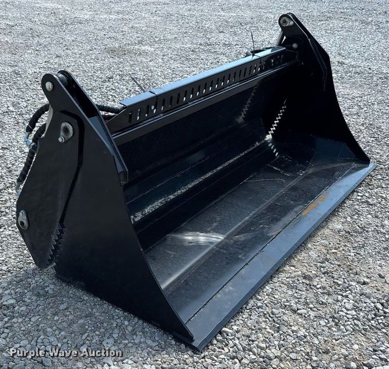 image for item DW7228 2025 GIYI GY-KH72F four-in-one skid steer bucket