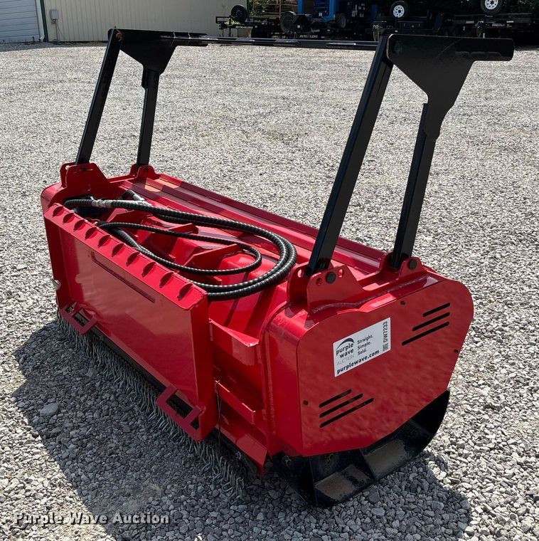 image for item DW7233 2025 GIYI skid steer mulcher