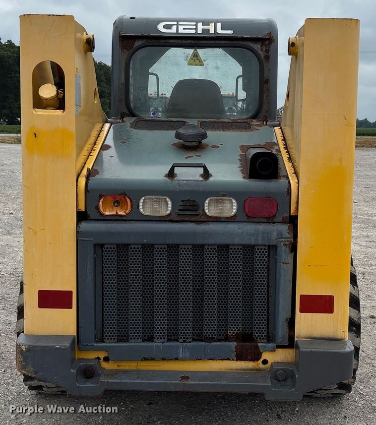 image for item DW7247 2008 Gehl 6640E skid steer loader