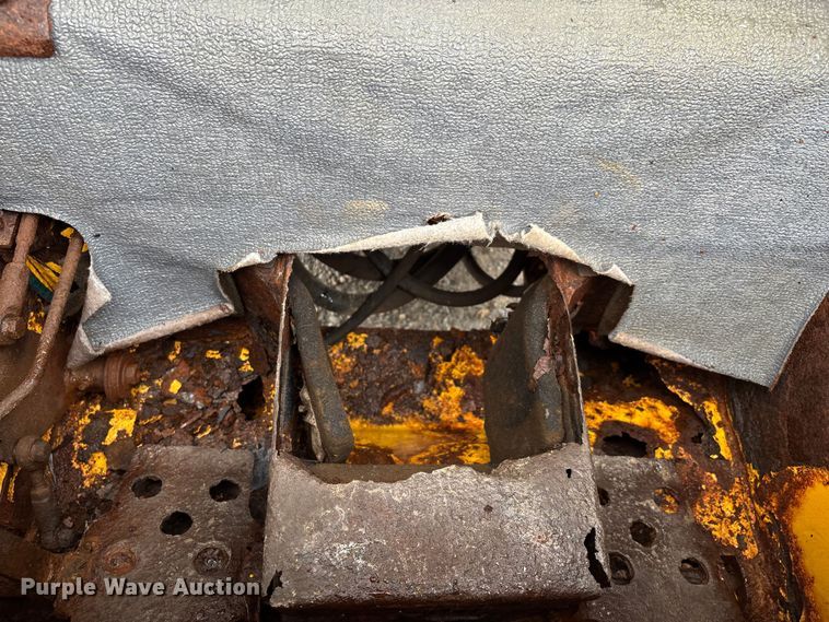 image for item DW7247 2008 Gehl 6640E skid steer loader