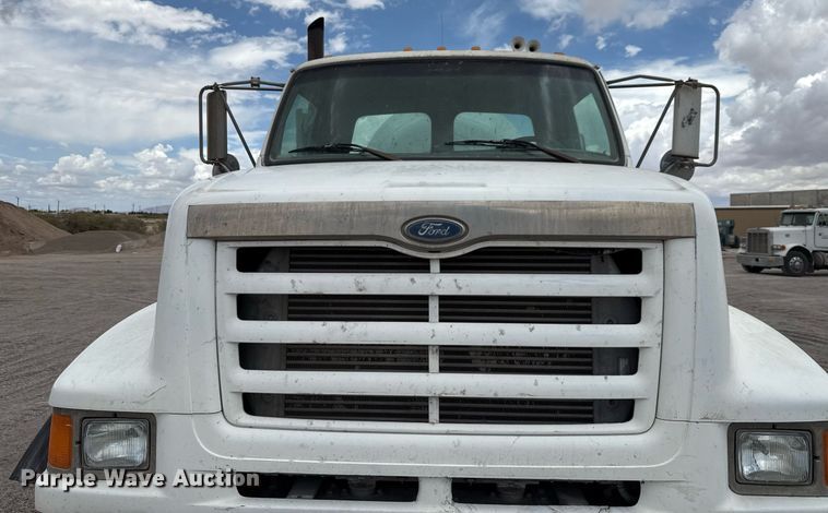 image for item DX5590 1998 Ford LT9511 ready mix truck