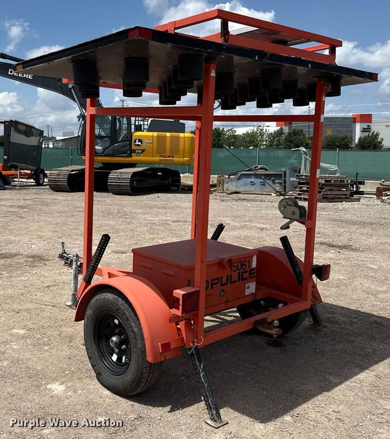 image for item DX5622 2017 Hi-Way Safety Arrowboard arrow board trailer