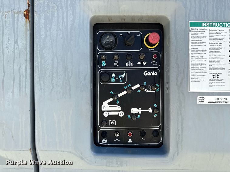 image for item DX5673 2013 Genie S-85 boom lift