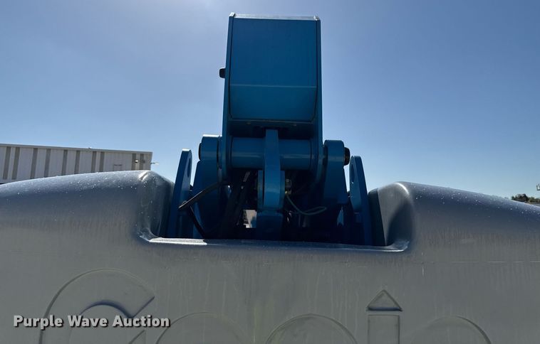 image for item DX5673 2013 Genie S-85 boom lift