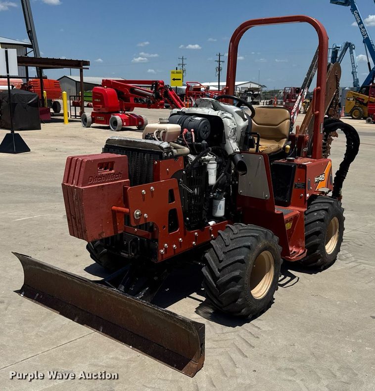 2017 Ditch Witch RT45