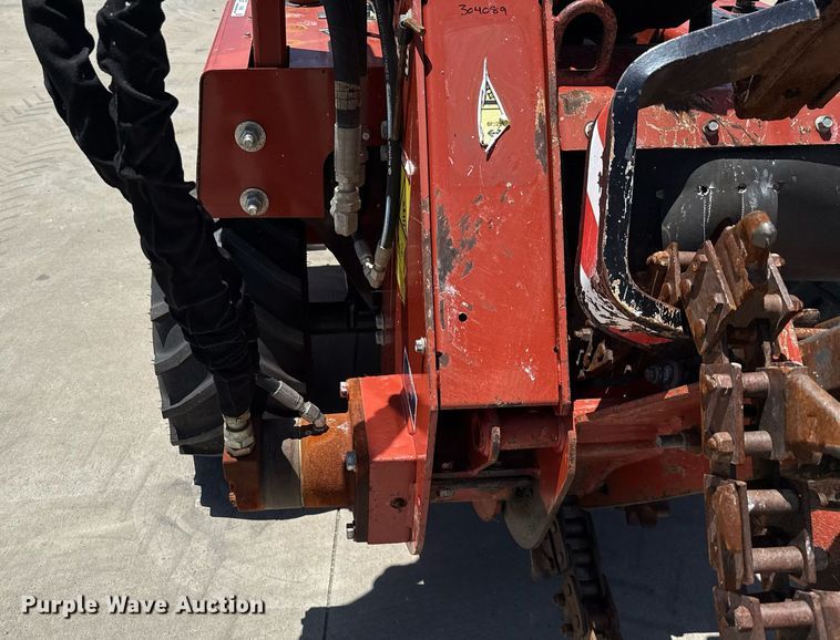 image for item DX5682 2017 Ditch Witch RT45 trencher