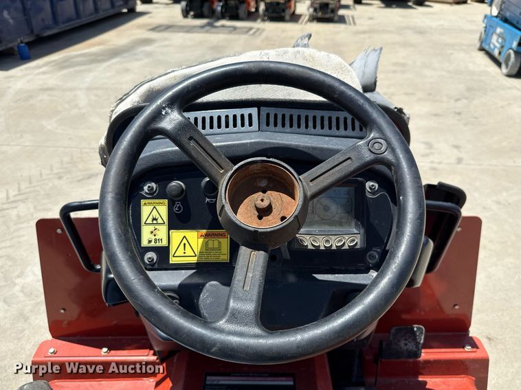 image for item DX5682 2017 Ditch Witch RT45 trencher