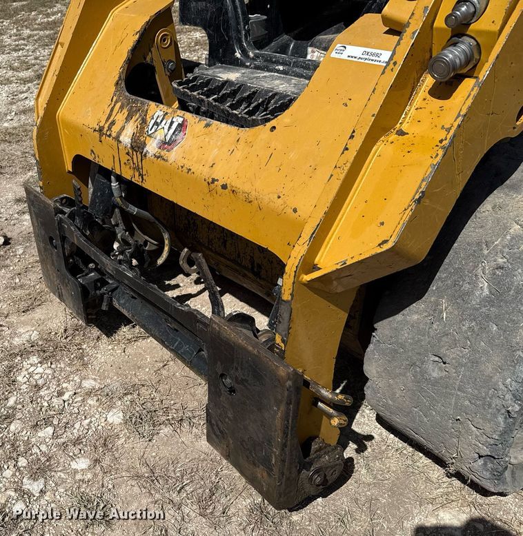 image for item DX5692 2020 Caterpillar 242D3 skid steer loader
