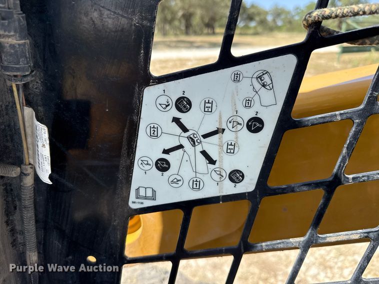 image for item DX5692 2020 Caterpillar 242D3 skid steer loader