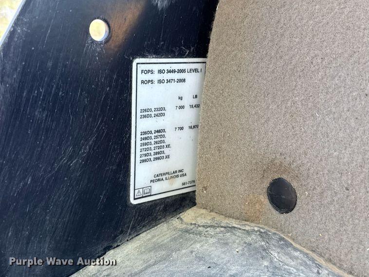 image for item DX5692 2020 Caterpillar 242D3 skid steer loader