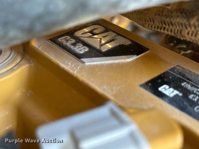 image for item DX5692 2020 Caterpillar 242D3 skid steer loader