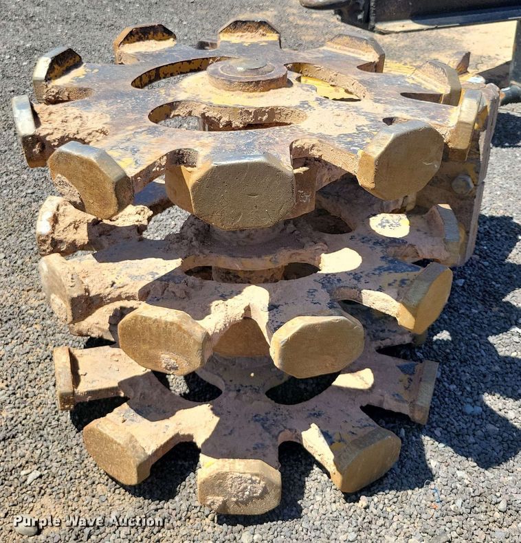 image for item DX7041 Rockland BOHP-ETF-11R compaction wheel