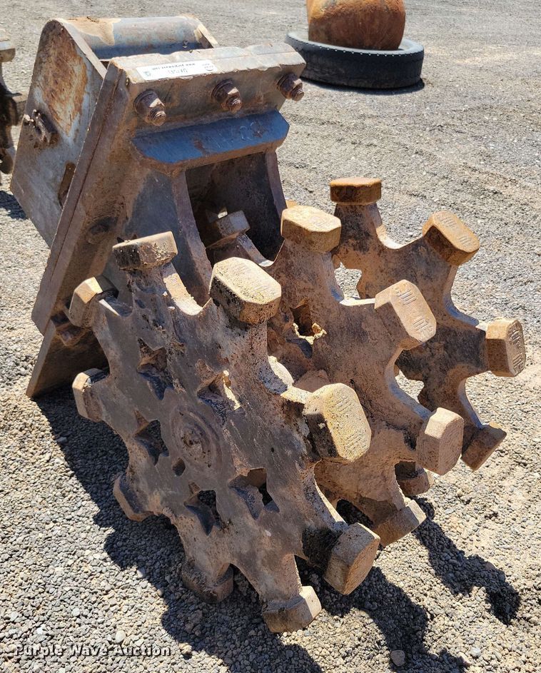 image for item DX7043 SUI Manufacturing 24SL compaction wheel