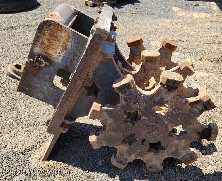 image for item DX7043 SUI Manufacturing 24SL compaction wheel