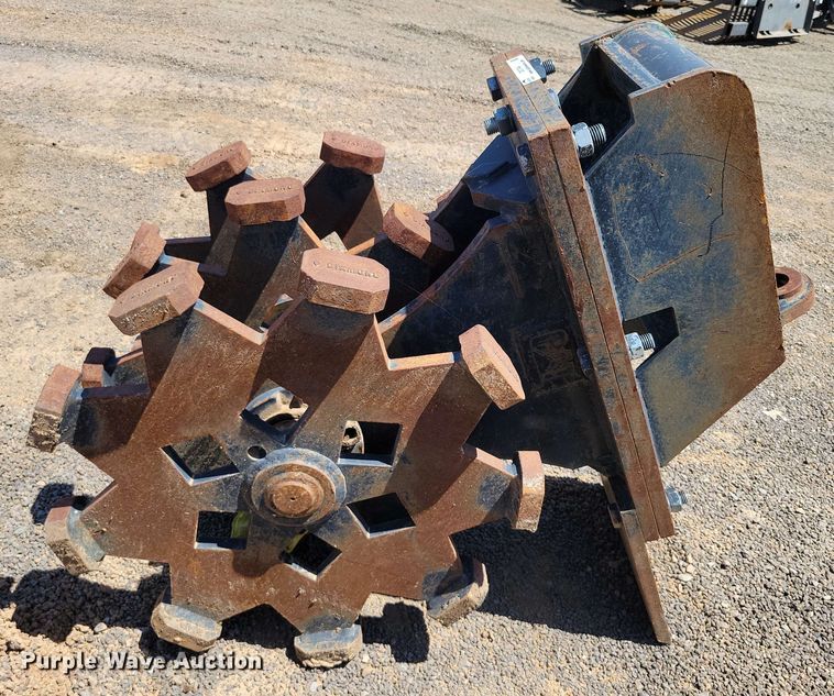 image for item DX7044 Caterpillar 28