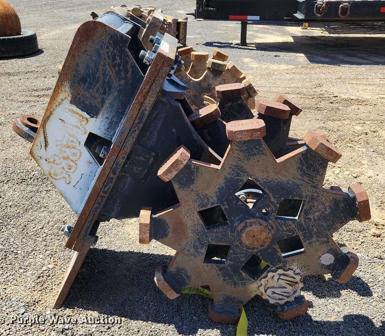 image for item DX7044 Caterpillar 28