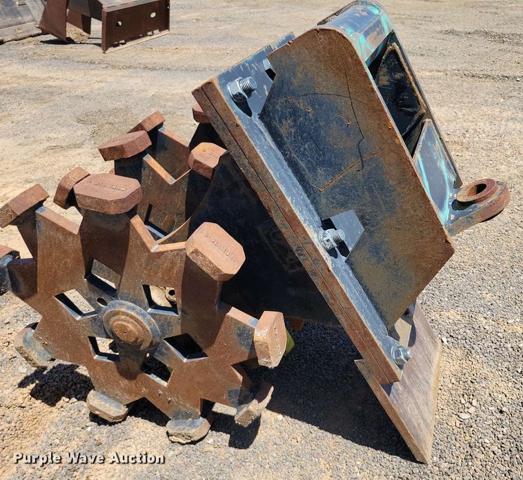 image for item DX7044 Caterpillar 28