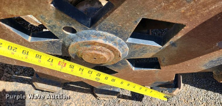 image for item DX7044 Caterpillar 28