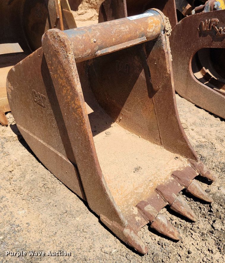 image for item DX7045 Caterpillar 24