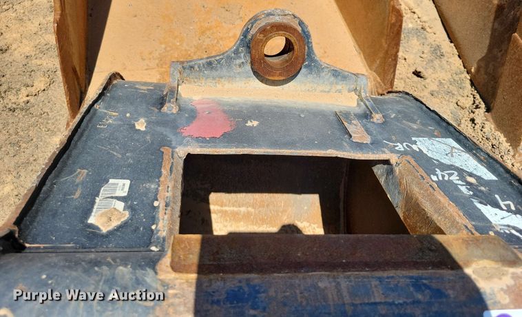 image for item DX7046 Caterpillar 24