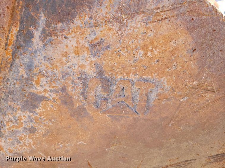 image for item DX7046 Caterpillar 24