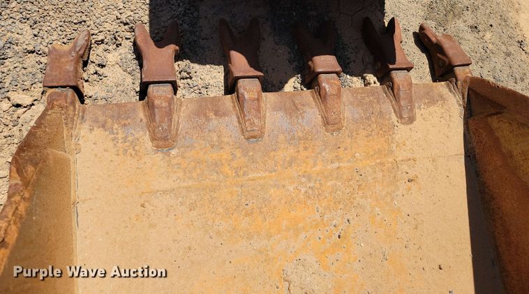 image for item DX7047 Caterpillar 36