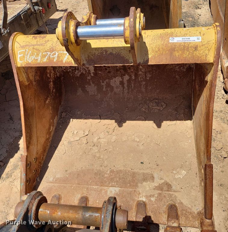 image for item DX7048 Caterpillar 48