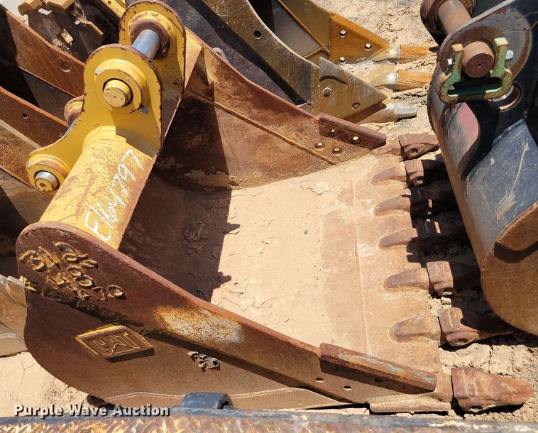 image for item DX7048 Caterpillar 48